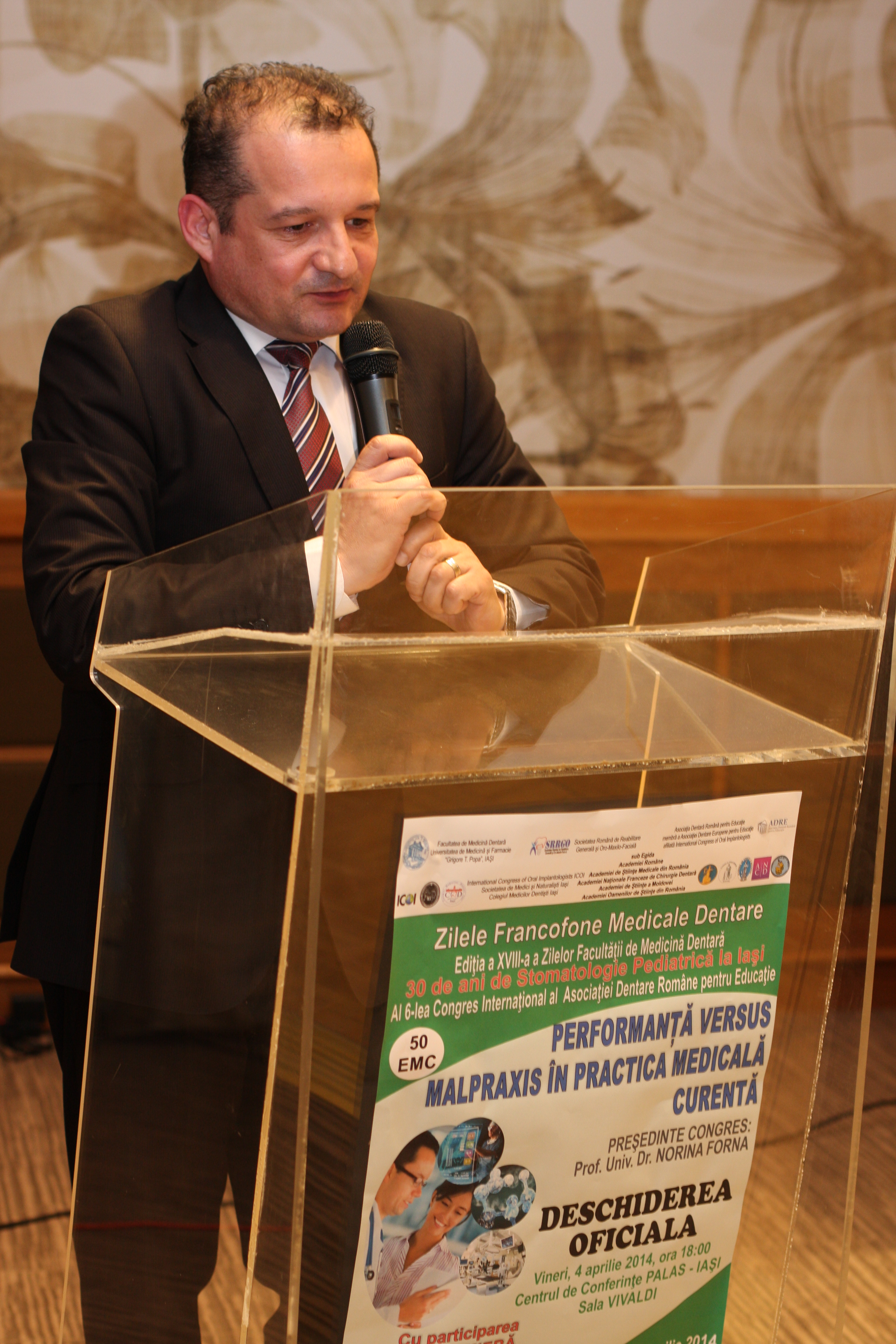 Editia a XVIII-a a Zilelor Facultatii de Medicina Dentara Iasi 2014. Al VI-lea Congres International al Asociatiei Dentare Romana pentru Educatie — imagine 194