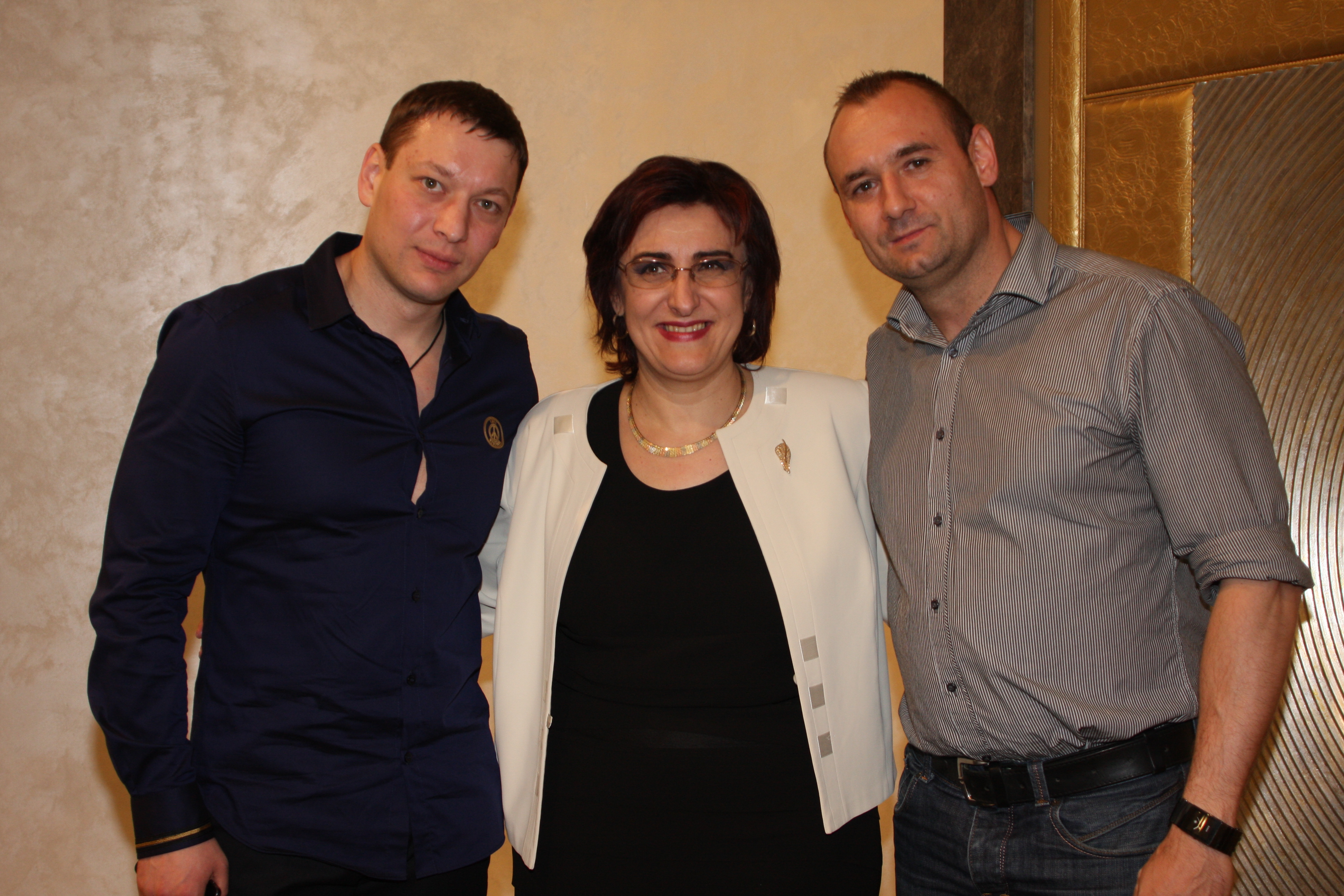 Editia a XVIII-a a Zilelor Facultatii de Medicina Dentara Iasi 2014. Al VI-lea Congres International al Asociatiei Dentare Romana pentru Educatie — imagine 215