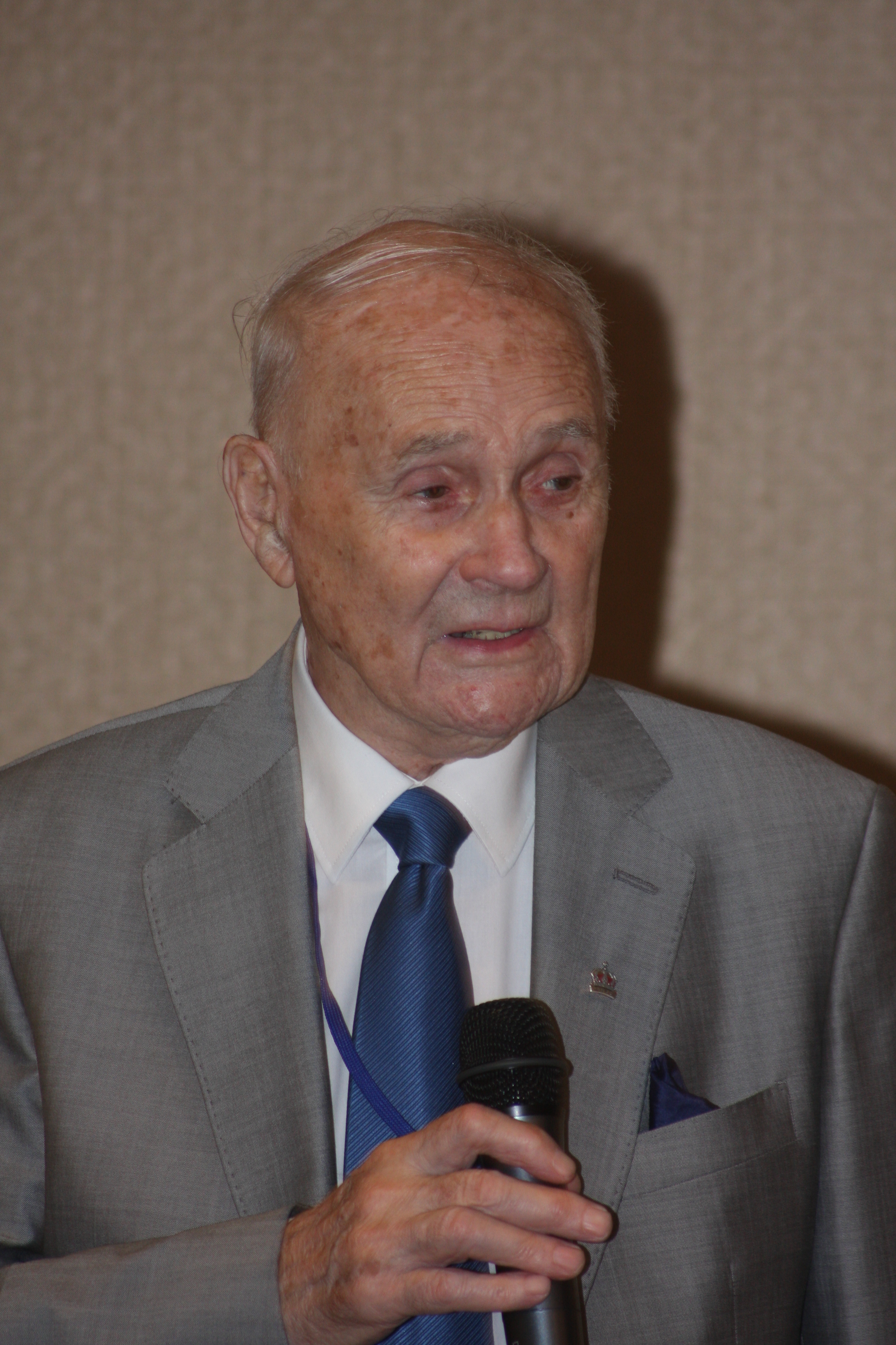 Editia a XVIII-a a Zilelor Facultatii de Medicina Dentara Iasi 2014. Al VI-lea Congres International al Asociatiei Dentare Romana pentru Educatie — imagine 228